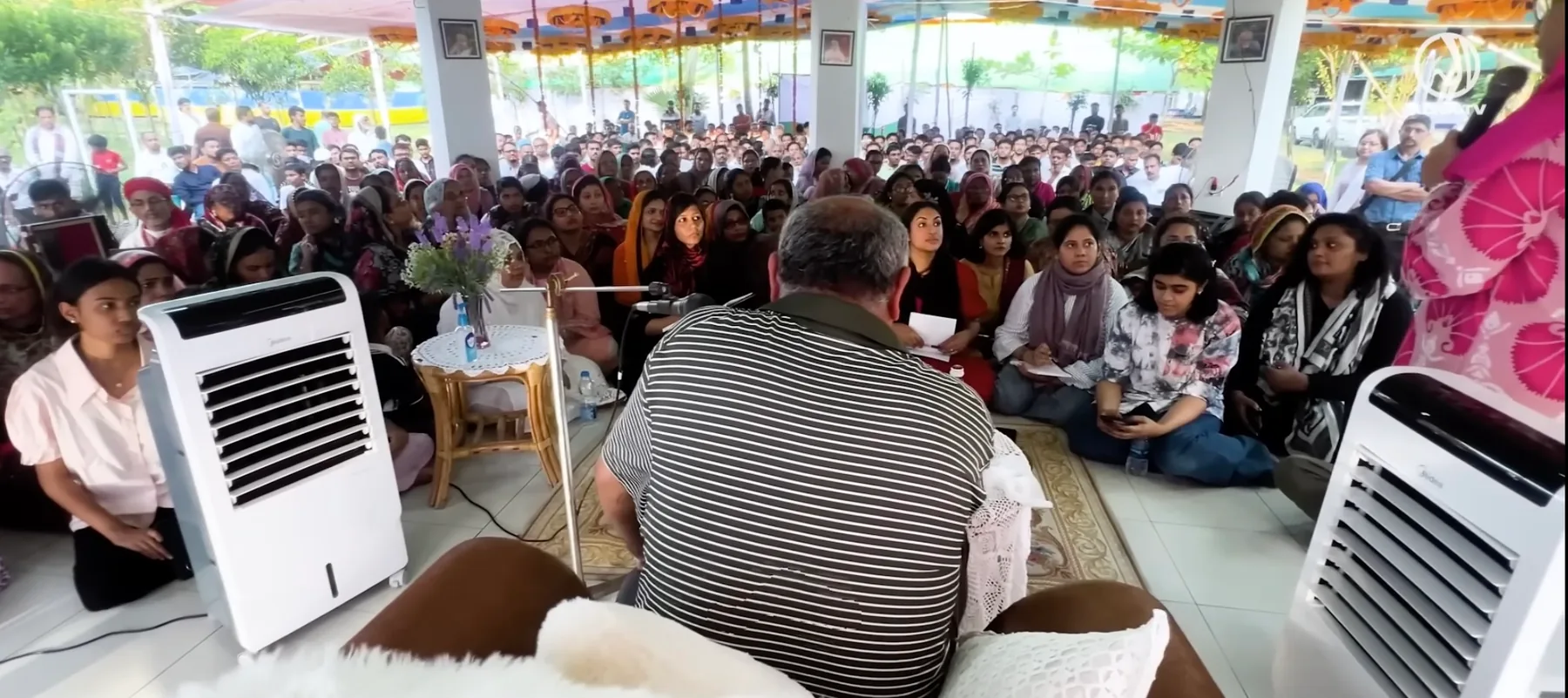Sufi Master Younus AlGohar addressing a spiritual gathering during the Bangladesh Tour 2025 — photo 7